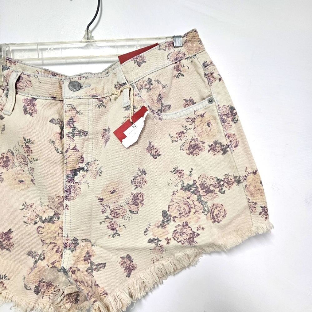 Mossimo Supply Denim Shorts Women's Size 12/31 - Picture 6 of 16